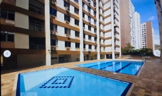 Imagem do imóvel Prédio com *garagem, porteiro vinte e quatro horas, play, piscina, churrasqueira, brinquedoteca, salão de jogos, academia, quadra poliesportiva, salão de festas, bicicletário em bom estado de conserva