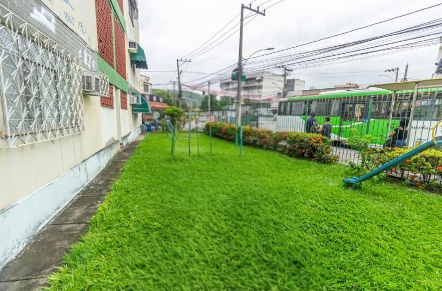 Apartamento com 2 quartos no Irajá (foto 4 de 9)