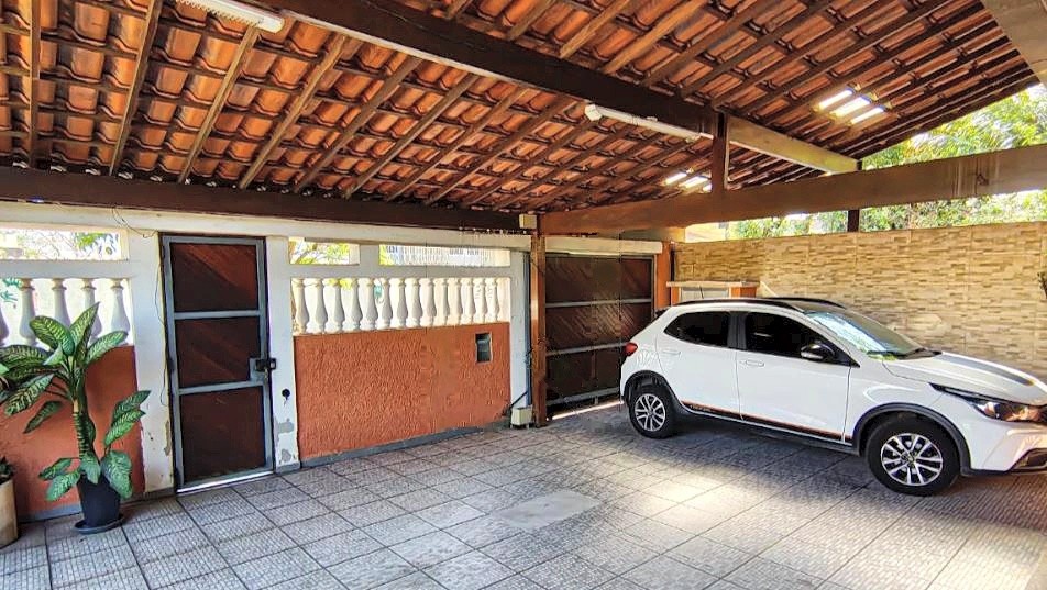 Casa com 4 quartos no Taquara (foto 9 de 41)