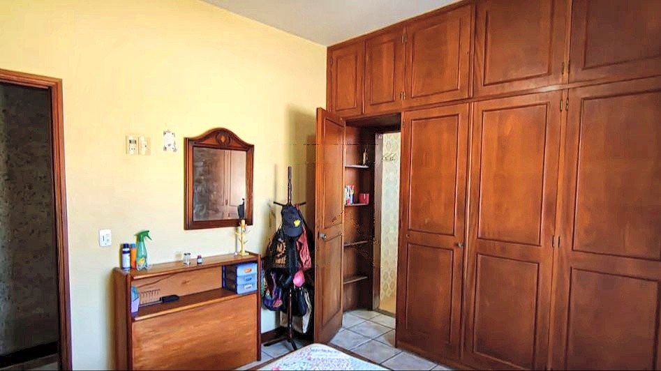 Casa com 4 quartos no Taquara (foto 24 de 41)