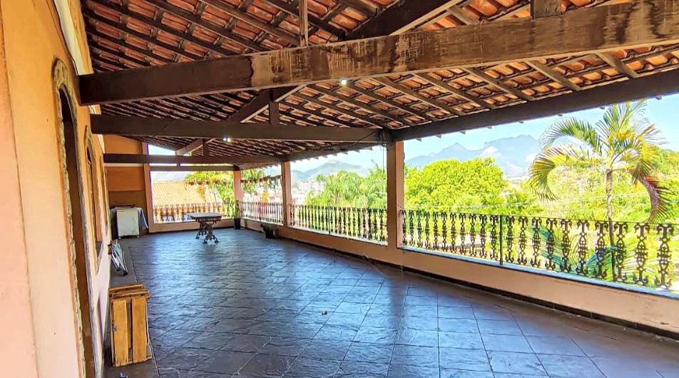 Casa com 4 quartos no Taquara (foto 37 de 41)